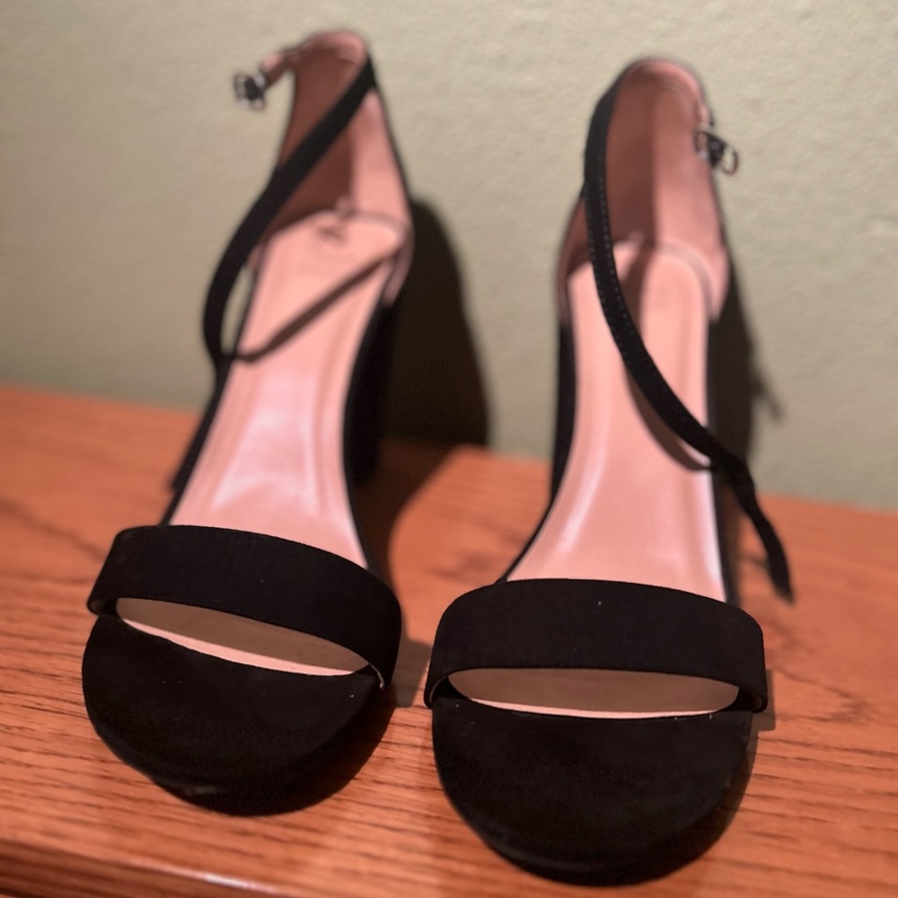 A New Day black velvet heels